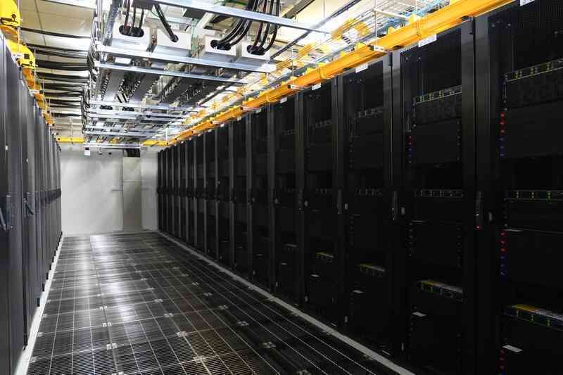 Nhà máy AI của FPT lọt top 500 siêu máy tính mạnh nhất thế giới- Ảnh 2. Nhà máy AI của FPT lọt top 500 siêu máy tính mạnh nhất thế giới- Ảnh 2.