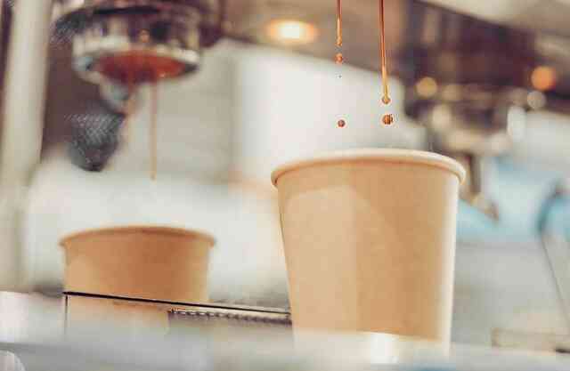 Ngày càng nhiều người còn trẻ đã khổ sở vì ung thư đại tràng, bác sĩ nghiêm mặt: 3 thứ này ăn càng ít càng tốt!- Ảnh 2. Ngày càng nhiều người còn trẻ đã khổ sở vì ung thư đại tràng, bác sĩ nghiêm mặt: 3 thứ này ăn càng ít càng tốt!- Ảnh 2.