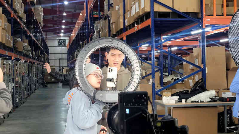 Sàn thương mại điện tử không còn "vô can"