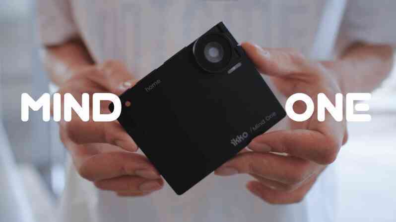 Điện thoại hãng lạ dáng vuông vức, camera lật cảm biến Sony, 2 hệ điều hành, miễn phí internet để dùng AI, giá ưu đãi chỉ gần 8 triệu