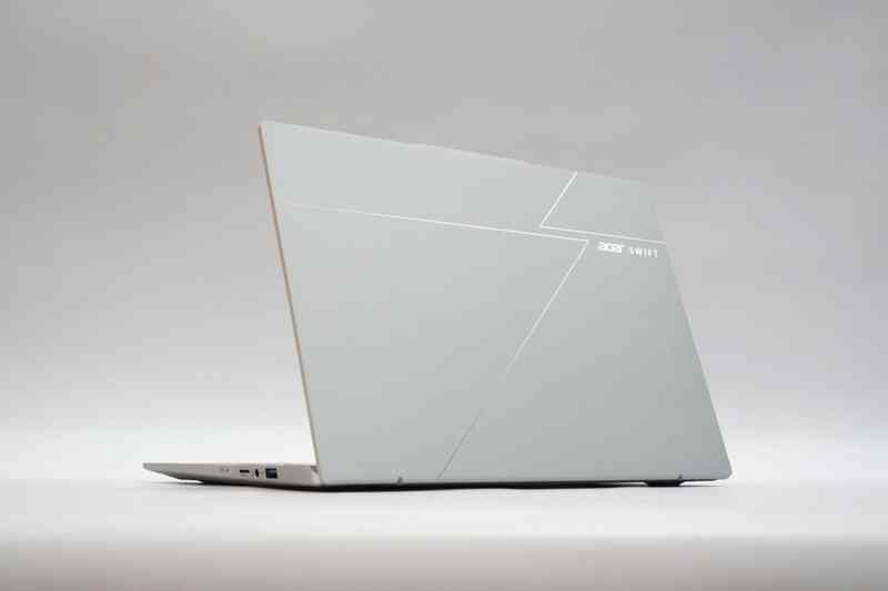Acer Swift Go 14 AI 2025 - Thiết kế thanh lịch và hiệu năng vượt trội - 1