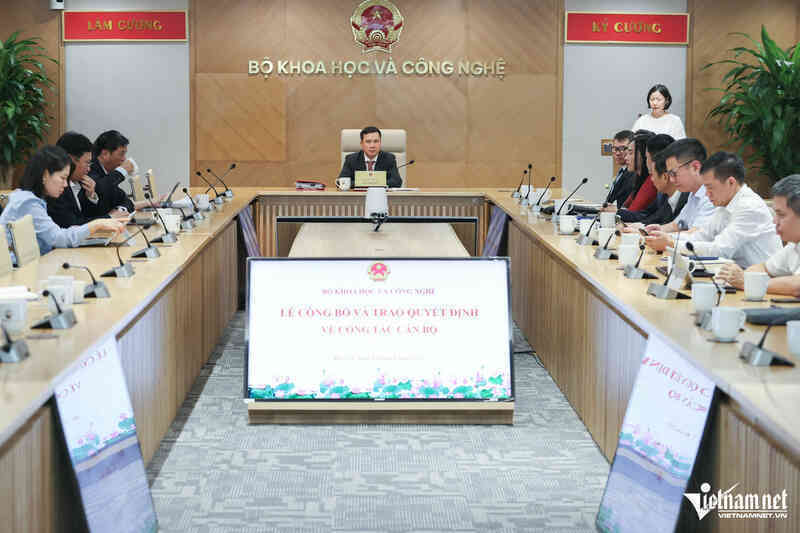 Bộ Khoa học và Công nghệ điều động, bổ nhiệm 6 cán bộ