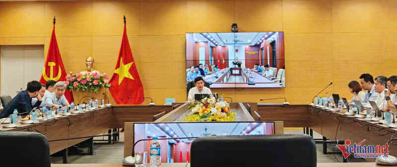W-chinh quyen dia phuong 2 cap   02 1.jpg