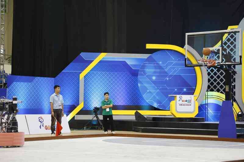 Robocon Việt Nam 2025: Các đội mạnh trở lại đầy ấn tượng tại vòng sơ tuyển- Ảnh 12. Robocon Việt Nam 2025: Các đội mạnh trở lại đầy ấn tượng tại vòng sơ tuyển- Ảnh 12.