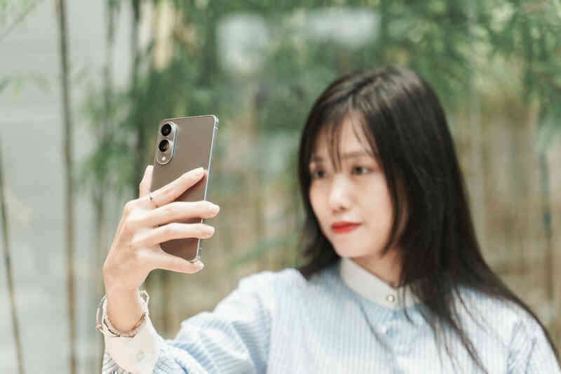 Thumbnail(1).jpg