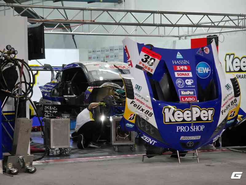 Cận cảnh garage đội đua tại giải Super GT: 'Vùng cấm' mà không phải ai cũng có thể lại gần- Ảnh 3.