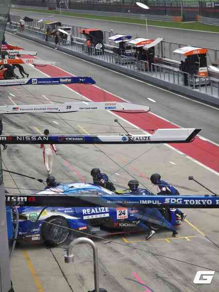 Cận cảnh garage đội đua tại giải Super GT: 'Vùng cấm' mà không phải ai cũng có thể lại gần- Ảnh 8.
