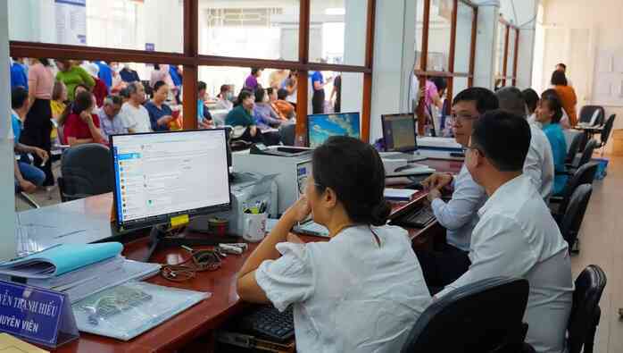 Những hình ảnh tại nhiều phường mới ở TP HCM trong ngày đầu tiên làm việc- Ảnh 21.