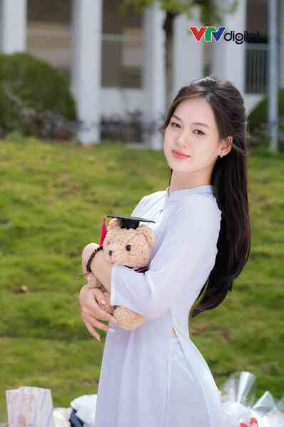 Dung mạo ưu tú của thủ khoa khối A00 toàn quốc đạt 3 điểm 10, bí quyết học giỏi là không học quá nhiều- Ảnh 1. Dung mạo ưu tú của thủ khoa khối A00 toàn quốc đạt 3 điểm 10, bí quyết học giỏi là không học quá nhiều- Ảnh 1.