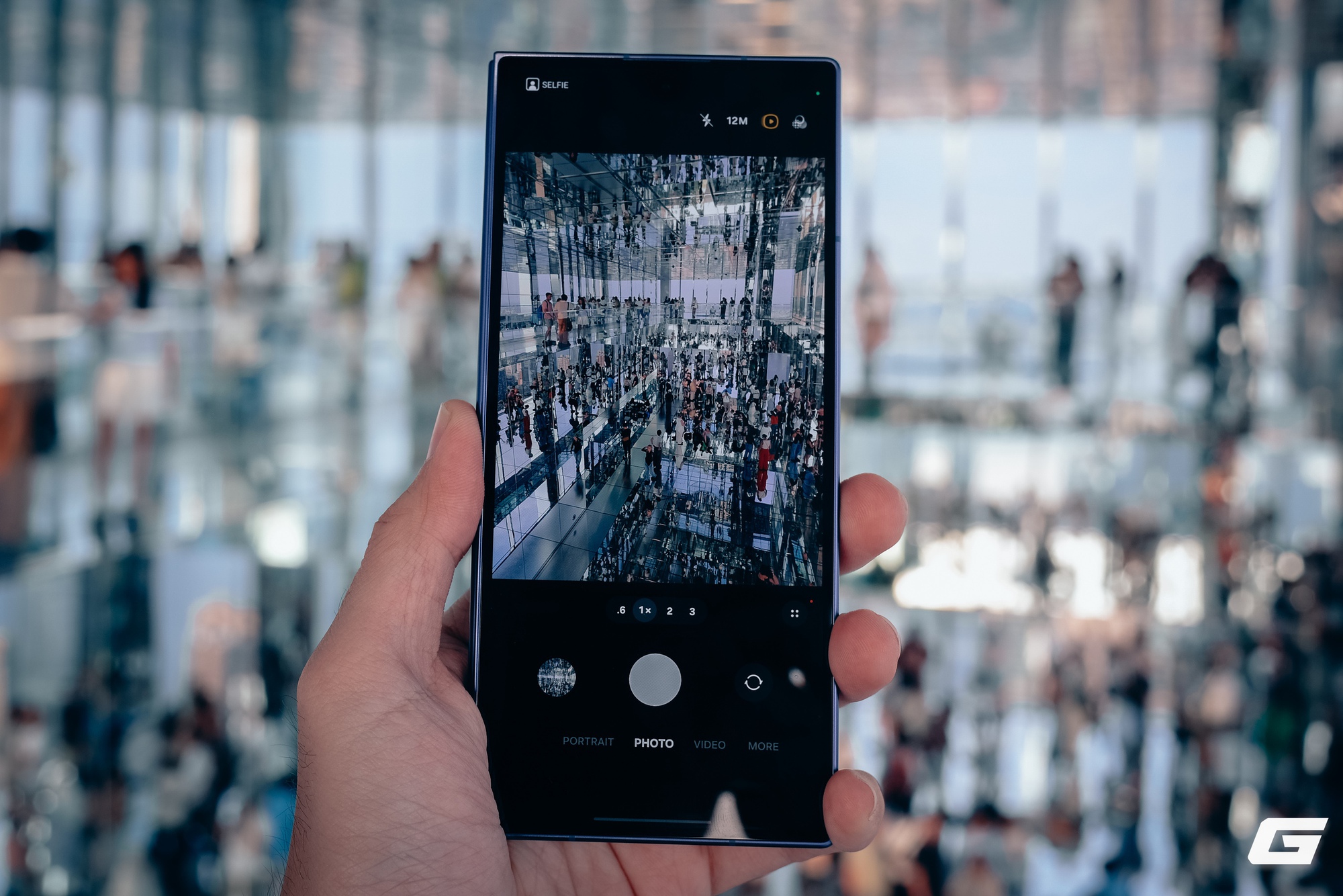 Người Việt trải nghiệm camera Galaxy Z Fold7 và Z Flip7 tại New York: Nâng cấp phần cứng rõ rệt, Galaxy AI hỗ trợ hậu kỳ đáng giá