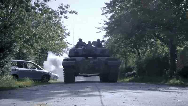 Xe tăng Challenger 2 TES công nghệ mới hứng chục quả RPG vẫn sống sót trên chiến trường