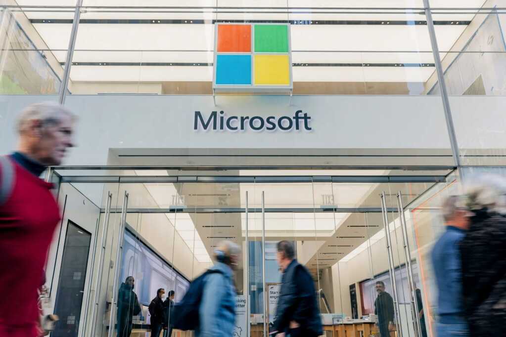 microsoft bloomberg