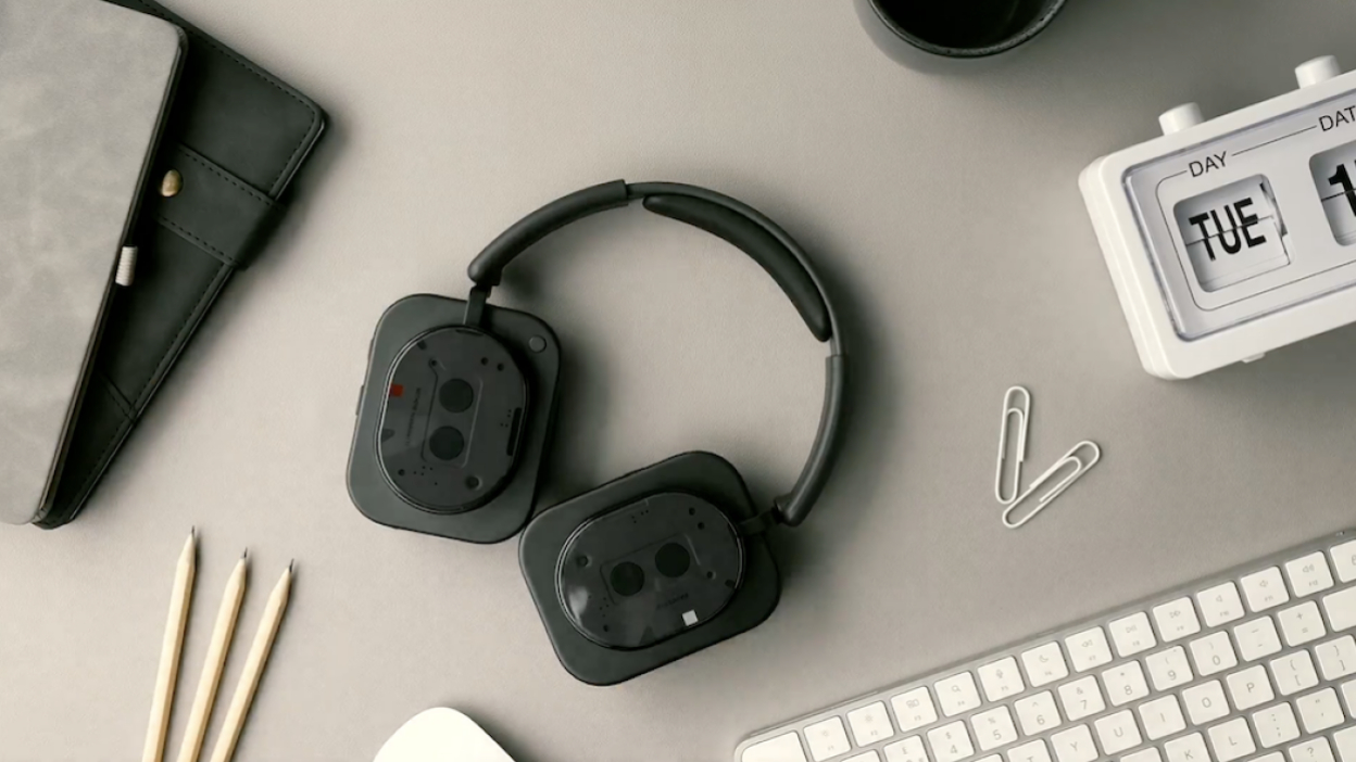 MKBHD đánh giá Nothing Headphone 1: Chất âm đáng tiền, có 1 điểm dùng "sướng" hơn hẳn Sony, Apple- Ảnh 5.