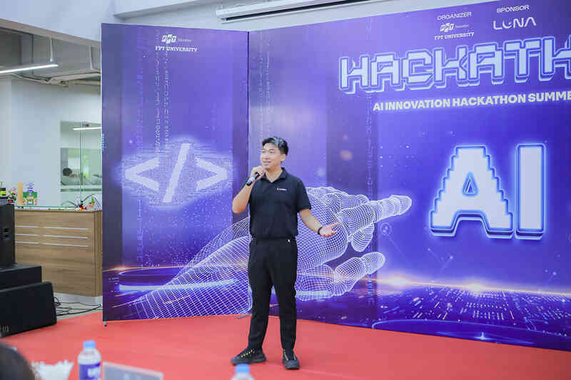 Tài trợ chính cho AI Innovation Hackathon FPT 2025, Luna Base AI mở ra kỷ nguyên mới cho lập trình viên trẻ- Ảnh 3.