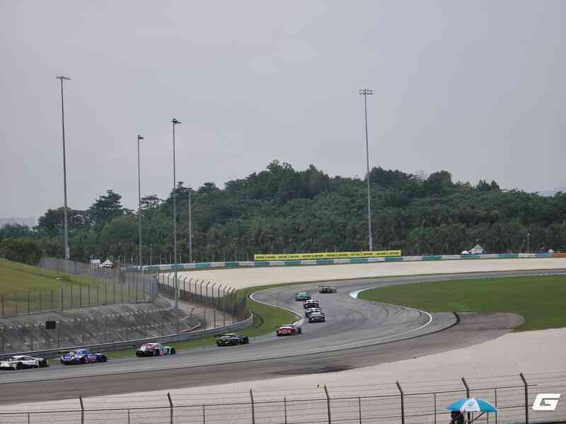 Trải nghiệm SUPER GT 2025, lần đầu khó quên tại Sepang