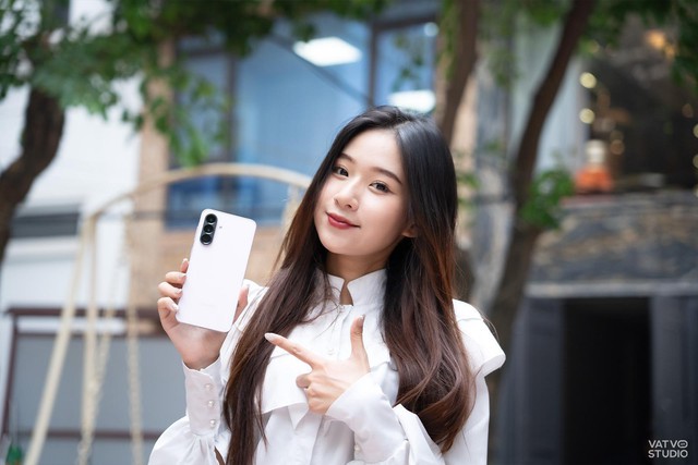 Galaxy A56 5G màu hồng mới: Khẳng định vị thế tiên phong trong thiết kế và công nghệ- Ảnh 6. Galaxy A56 5G màu hồng mới: Khẳng định vị thế tiên phong trong thiết kế và công nghệ- Ảnh 6.