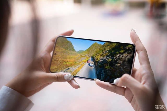 Galaxy A56 5G màu hồng mới: Khẳng định vị thế tiên phong trong thiết kế và công nghệ- Ảnh 10. Galaxy A56 5G màu hồng mới: Khẳng định vị thế tiên phong trong thiết kế và công nghệ- Ảnh 10.