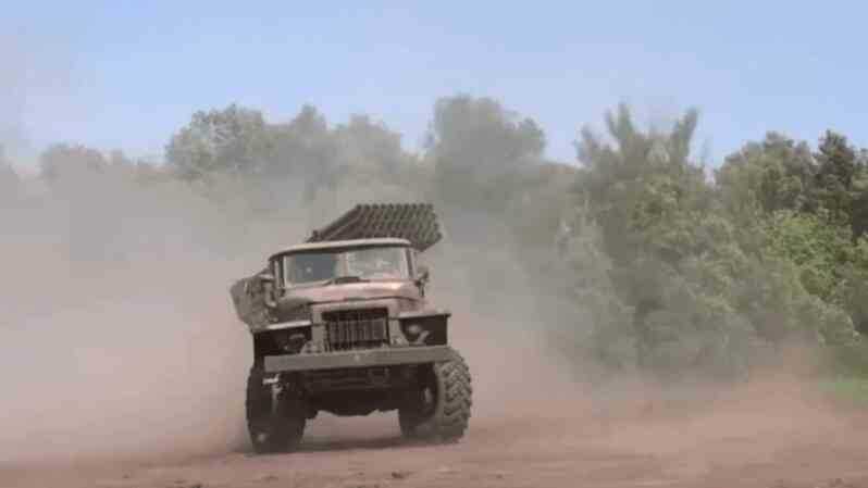 Công nghệ pháo phản lực BM-21 Grad: Vũ khí khiến biên giới Thái-Campuchia rực lửa