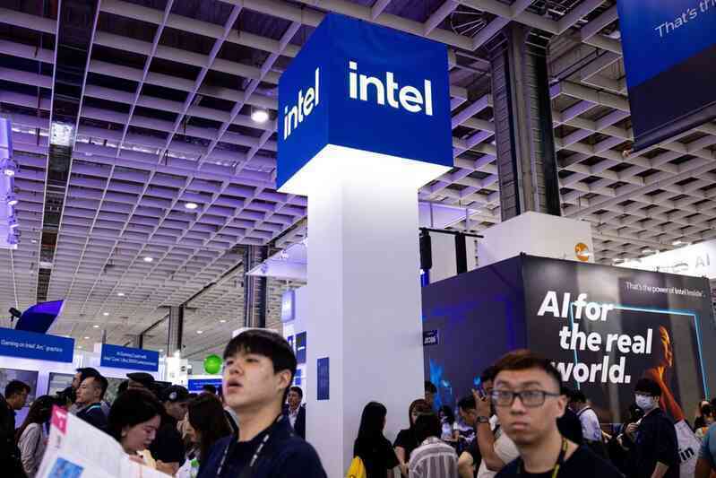 Intel tiếp tục sa thải 25.000 lao động, hủy bỏ hàng loạt dự án nước ngoài, tiết kiệm đến từng đồng- Ảnh 2. Intel tiếp tục sa thải 25.000 lao động, hủy bỏ hàng loạt dự án nước ngoài, tiết kiệm đến từng đồng- Ảnh 2.