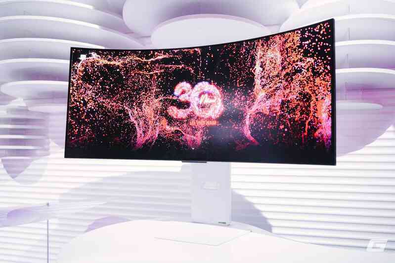 LG đánh dấu 30 năm đồng hành cùng Việt Nam với triển lãm nghệ thuật “The Art-ffection” tại Hà Nội- Ảnh 13.