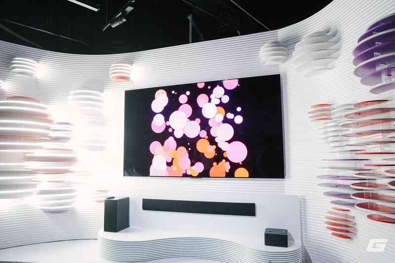 LG đánh dấu 30 năm đồng hành cùng Việt Nam với triển lãm nghệ thuật “The Art-ffection” tại Hà Nội- Ảnh 10.
