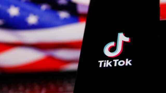 TikTok: Trò chơi cân não giữa Trump và Trung Quốc với thương vụ bí ẩn