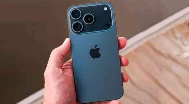 Đón đầu "ăn theo" iPhone 17 Pro, hãng Trung Quốc ra điện thoại giá 133 USD
