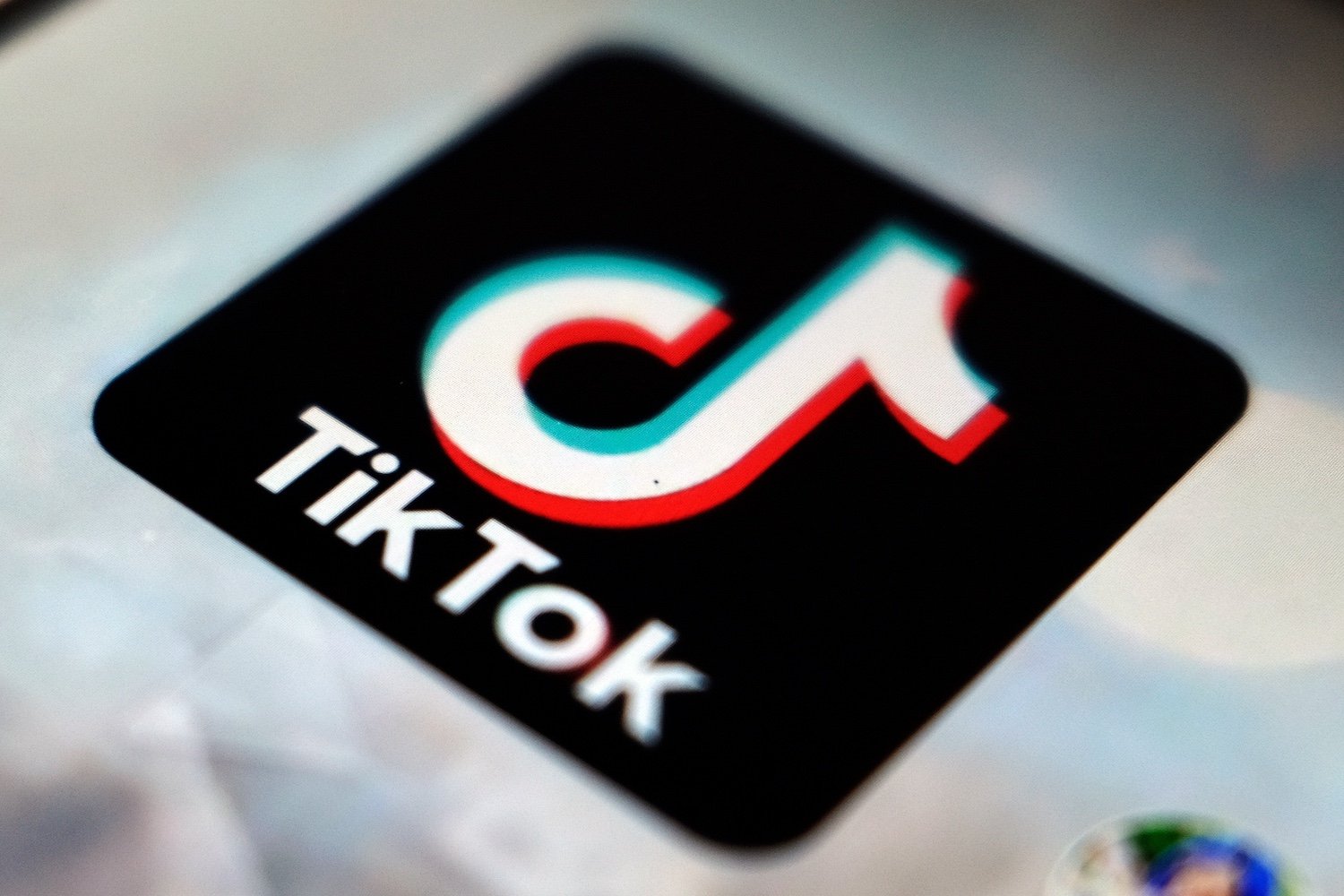 TikTok phát triển ứng dụng mới để thoát hiểm tại Mỹ- Ảnh 2.