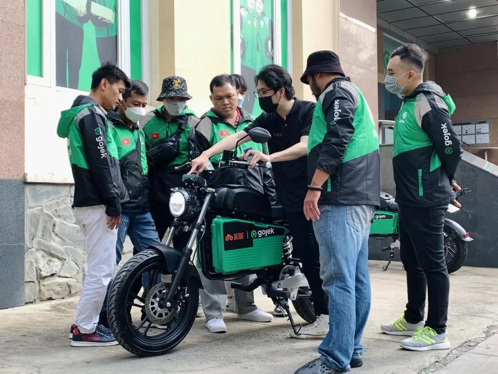 VinFast, Selex, Dat Bike, Yadea, Pega... đang làm gì với xe máy điện trong cuộc chạy đua logistics xanh?- Ảnh 3.