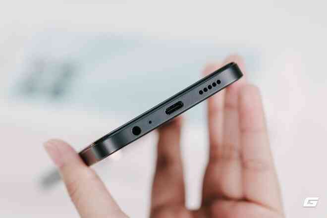 Trên tay điện thoại đối thủ của Xiaomi: Giá chỉ hơn 3 triệu nhưng có thiết kế đẹp, nút AI riêng, camera 50MP- Ảnh 10.