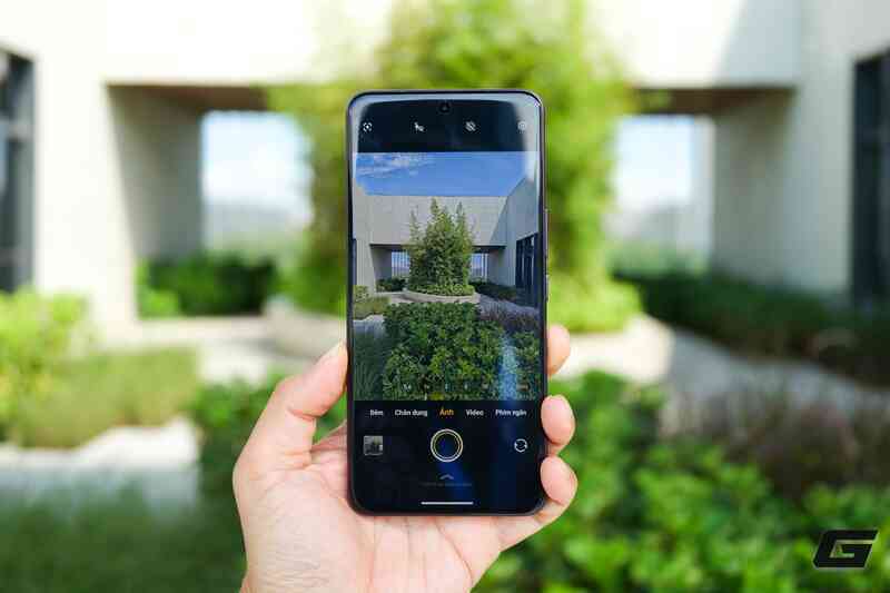 Trên tay vivo V60: Trang bị camera hợp tác với ZEISS, pin khủng 6500mAh, sắp về Việt Nam- Ảnh 11. Trên tay vivo V60: Trang bị camera hợp tác với ZEISS, pin khủng 6500mAh, sắp về Việt Nam- Ảnh 11.