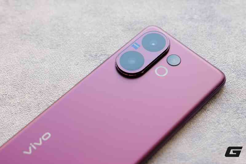 Trên tay vivo V60: Trang bị camera hợp tác với ZEISS, pin khủng 6500mAh, sắp về Việt Nam- Ảnh 9. Trên tay vivo V60: Trang bị camera hợp tác với ZEISS, pin khủng 6500mAh, sắp về Việt Nam- Ảnh 9.