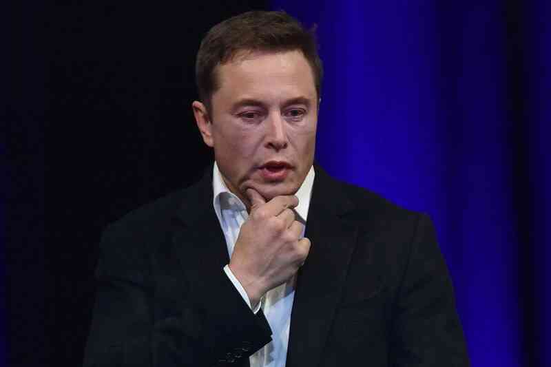 Công ty AI của Elon Musk kiện Apple và OpenAI