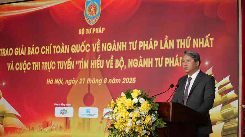 Ảnh 3. BT Nguyễn Hải Ninh.JPG