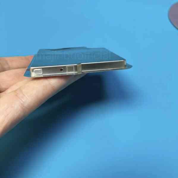 Lộ ảnh thật pin iPhone 17 Air: Quá bé!- Ảnh 4.