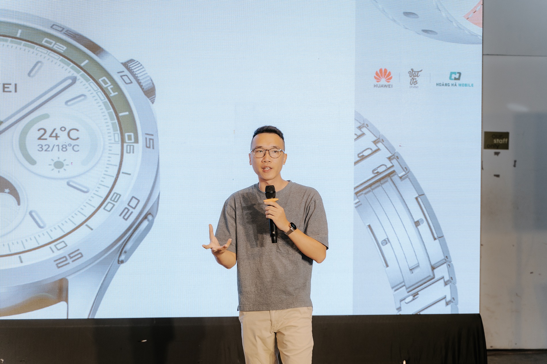 Reviewer Vinh Xô trước thềm họp báo Better Choice Awards: khi ai cũng có thể làm "chuyên gia" nhờ AI, giám khảo lại càng quan trọng
