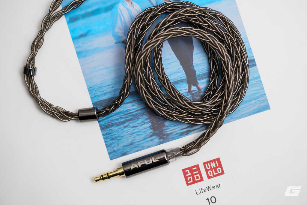 Đánh giá tai nghe Aful Performer 5+2: 7 màng loa, 1 chất âm đầy năng lượng- Ảnh 5. Đánh giá tai nghe Aful Performer 5+2: 7 màng loa, 1 chất âm đầy năng lượng- Ảnh 5.