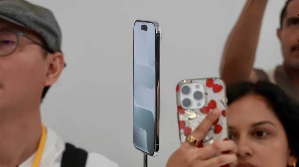Trên tay iPhone Air siêu mỏng và iPhone 17 Pro thiết kế mới - 2