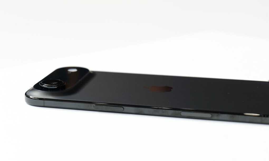 Trên tay iPhone Air siêu mỏng và iPhone 17 Pro thiết kế mới - 5