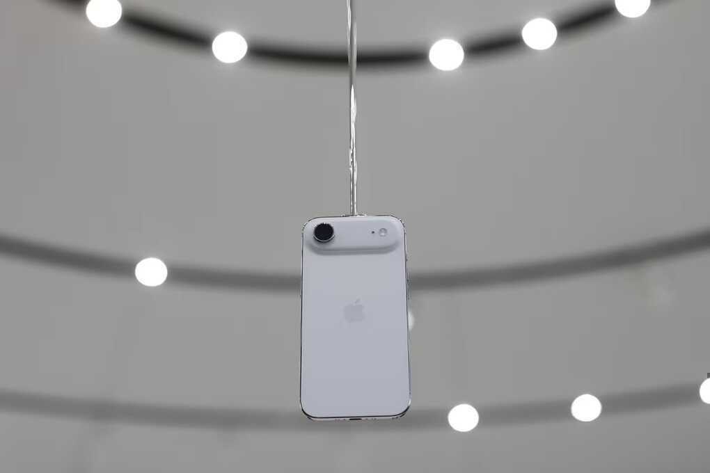 Trên tay iPhone Air siêu mỏng và iPhone 17 Pro thiết kế mới - 7