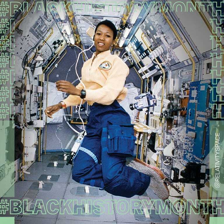 Mae Jemison: Người phụ nữ Mỹ gốc Phi đầu tiên bay vào vũ trụ- Ảnh 3.