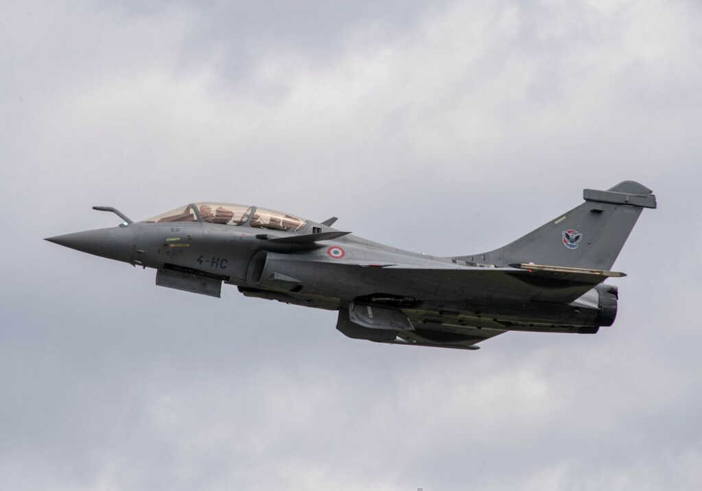 Tiêm kích Rafale Pháp.jpg