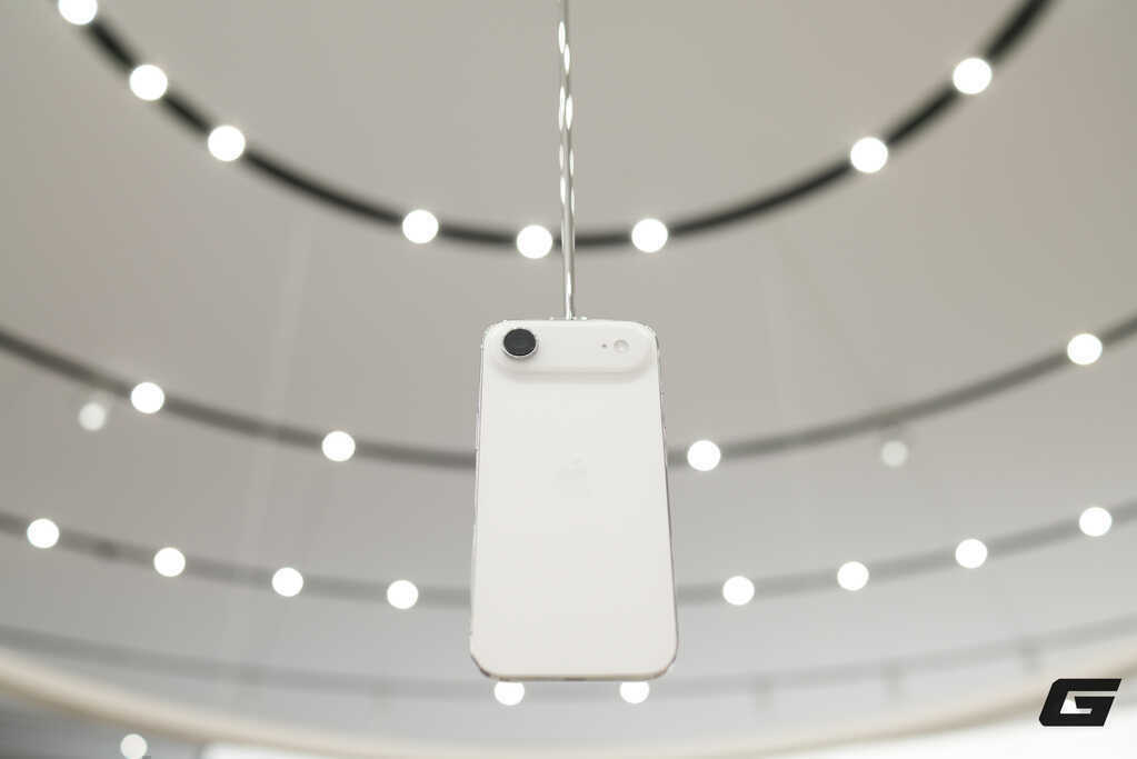 iPhone Air: Phép thử mới của Apple hay bước trưởng thành chiến lược?- Ảnh 13. iPhone Air: Phép thử mới của Apple hay bước trưởng thành chiến lược?- Ảnh 13.