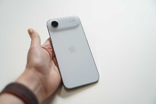 Hé lộ chi phí sửa iPhone Air: Thay màn hơn 8,6 triệu đồng, hỏng nặng sửa gần bằng giá máy