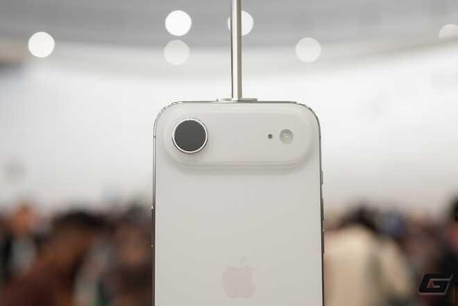 Ai sẽ mua iPhone Air khi người Việt vẫn tranh nhau Pro Max giá gần 40 triệu đồng- Ảnh 5. Ai sẽ mua iPhone Air khi người Việt vẫn tranh nhau Pro Max giá gần 40 triệu đồng- Ảnh 5.