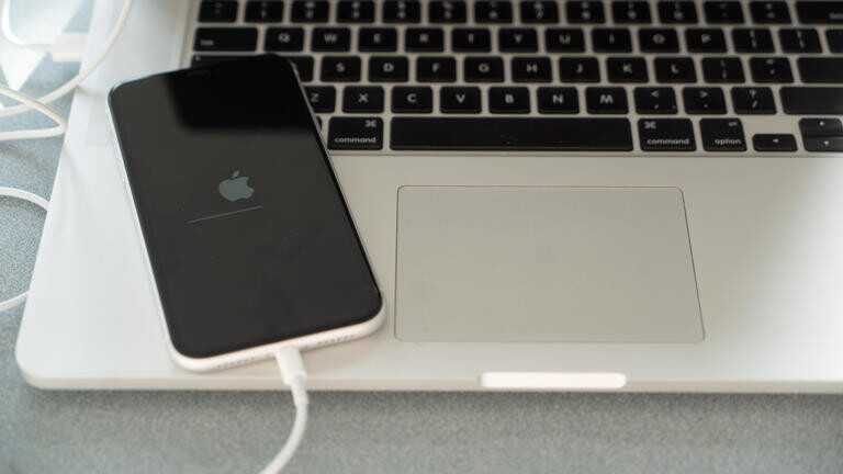 iOS 26 phát hành ngày 16/9 và đây là những việc cần làm ngay với iPhone