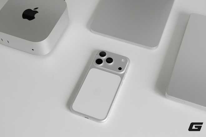 Mở hộp iPhone 17 Pro và iPhone 17 Pro Max chính hãng: Màu cam nổi bật, màu bạc tinh tế, chọn màu nào bây giờ?- Ảnh 8.
