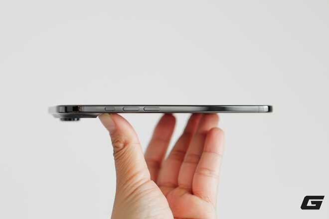 Mở hộp sớm iPhone Air chính hãng sắp lên kệ tại Việt Nam: Mỏng nhẹ tới khó tin, nhưng sự đánh đổi nằm ở đâu?- Ảnh 5.