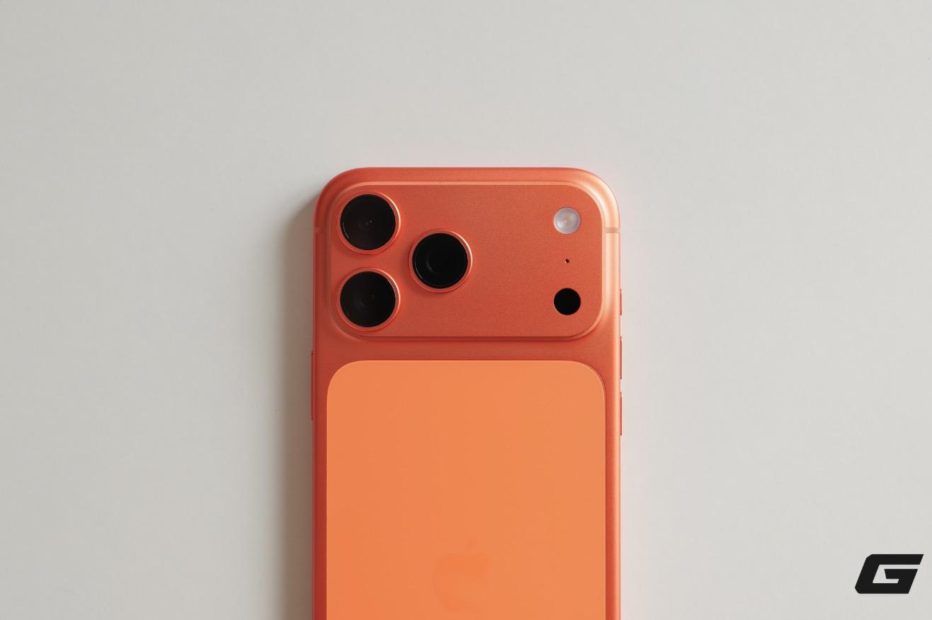 Sự trở lại của nhôm trên iPhone 17 Pro/Pro Max làm gợi nhớ cảm giác nguyên khối mà Apple đã làm tôi say mê- Ảnh 6. Sự trở lại của nhôm trên iPhone 17 Pro/Pro Max làm gợi nhớ cảm giác nguyên khối mà Apple đã làm tôi say mê- Ảnh 6.