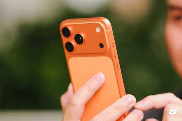 Mở hộp iPhone 17 Pro Max hai màu “hot” nhất hôm nay: Máy chính hãng phiên bản thương mại- Ảnh 9.